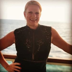 Meet your Posher, Jennifer